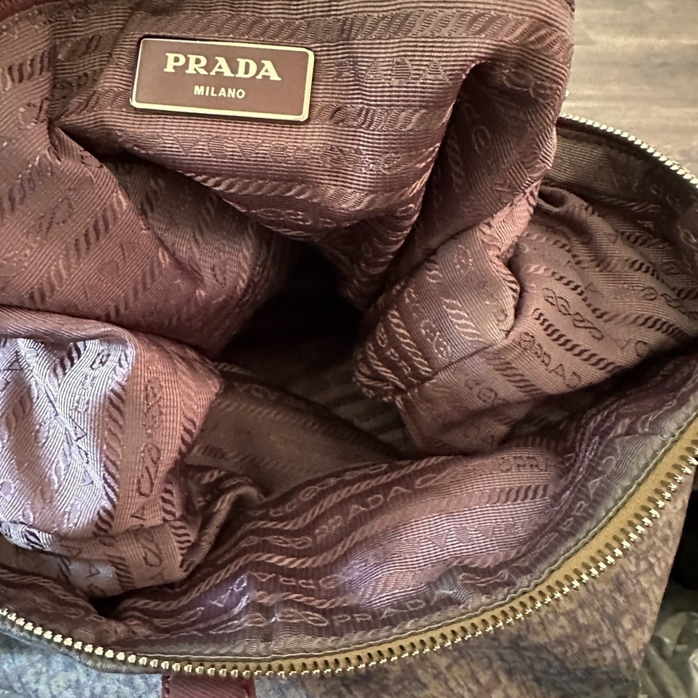💕PRISTINE AUTHENTIC PRADA LARGE FABRIC/ LEATHER 2 WAY BAG 💕 - Picture 16 of 16